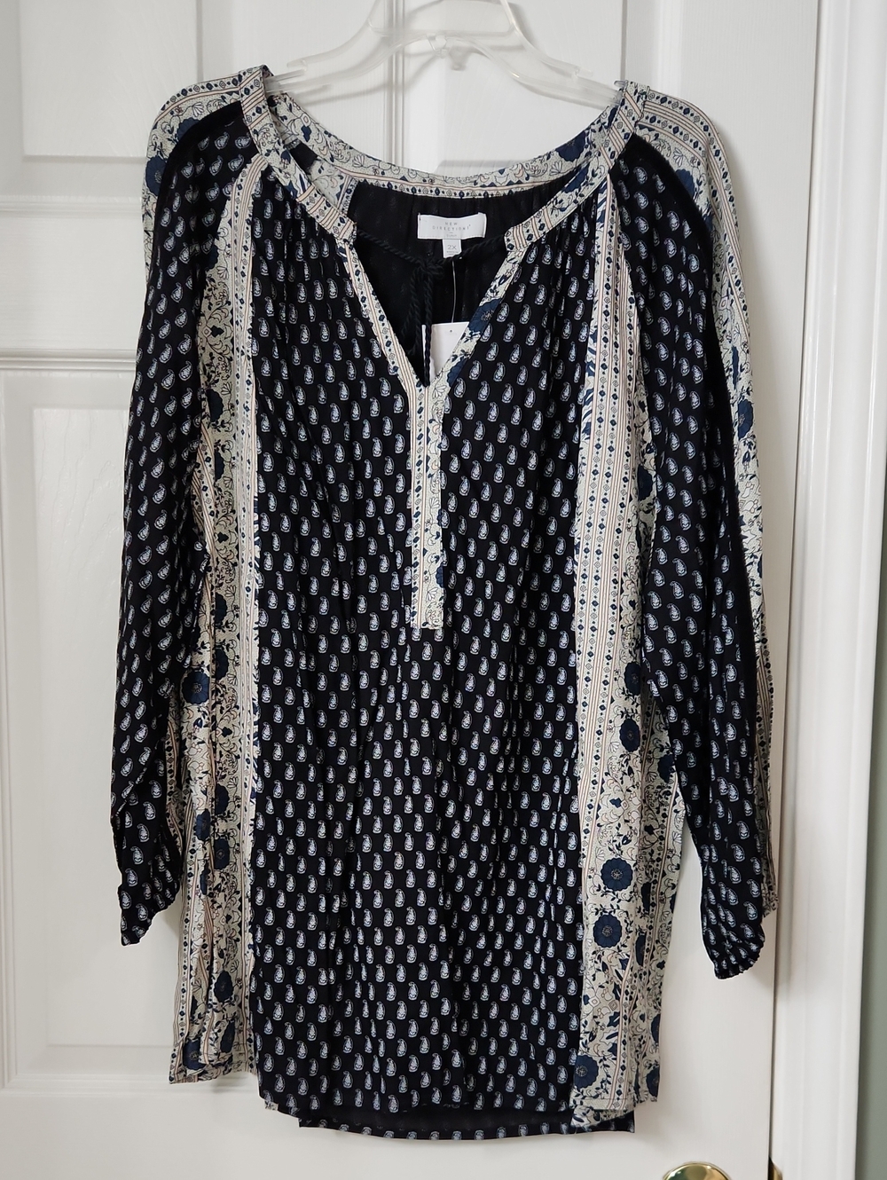 New Directions Navy and Cream Printed Tunic